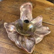 Lampe à poser, feuillage  en bronze rosé