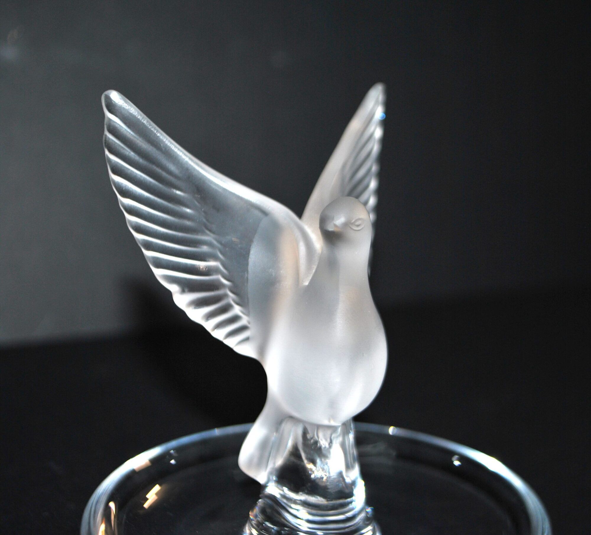 Lalique ashtray dish bird dove in frosted crystal and signed