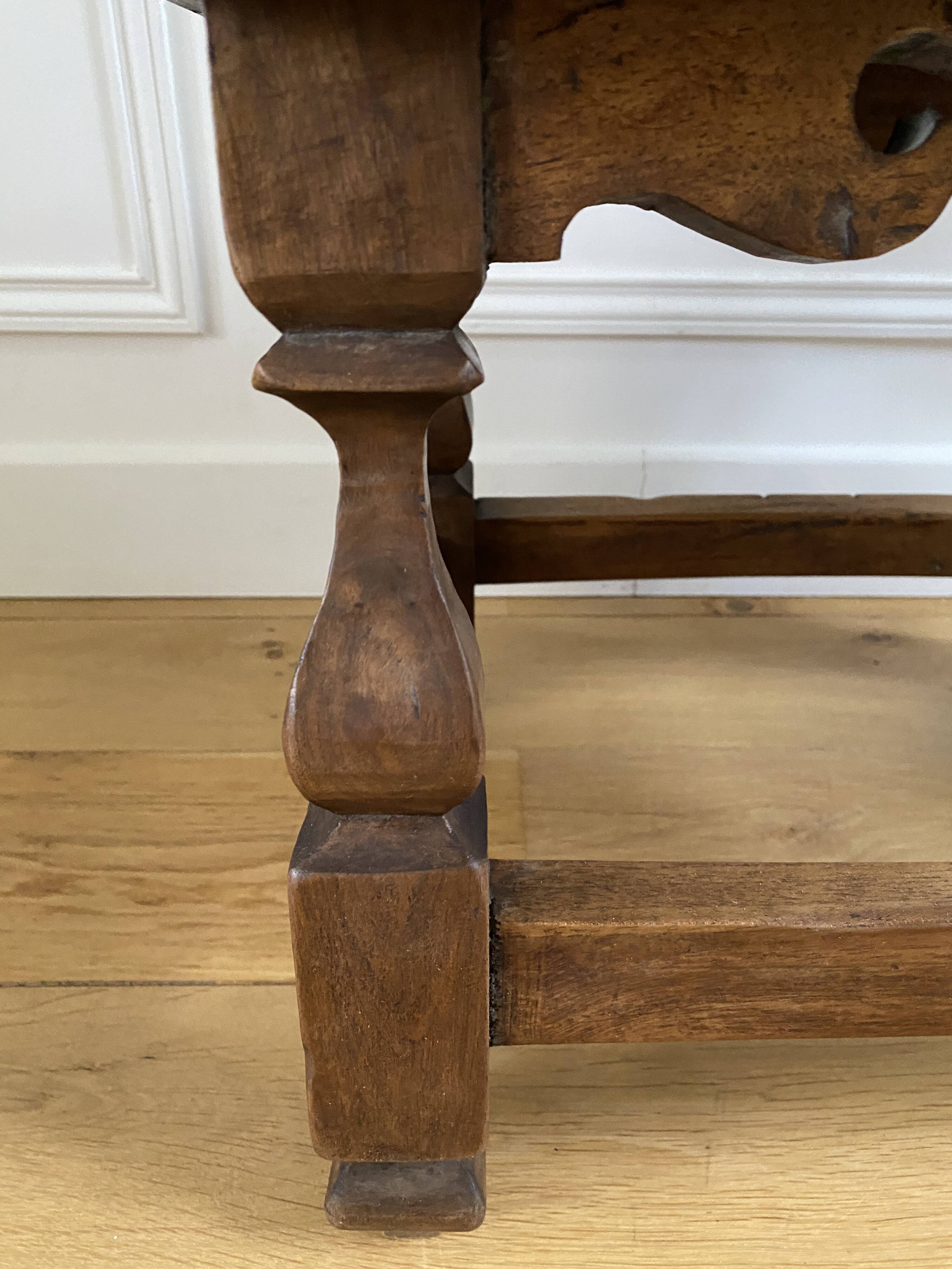 Vintage footrest - Vintage flower stand - Small low wooden stool