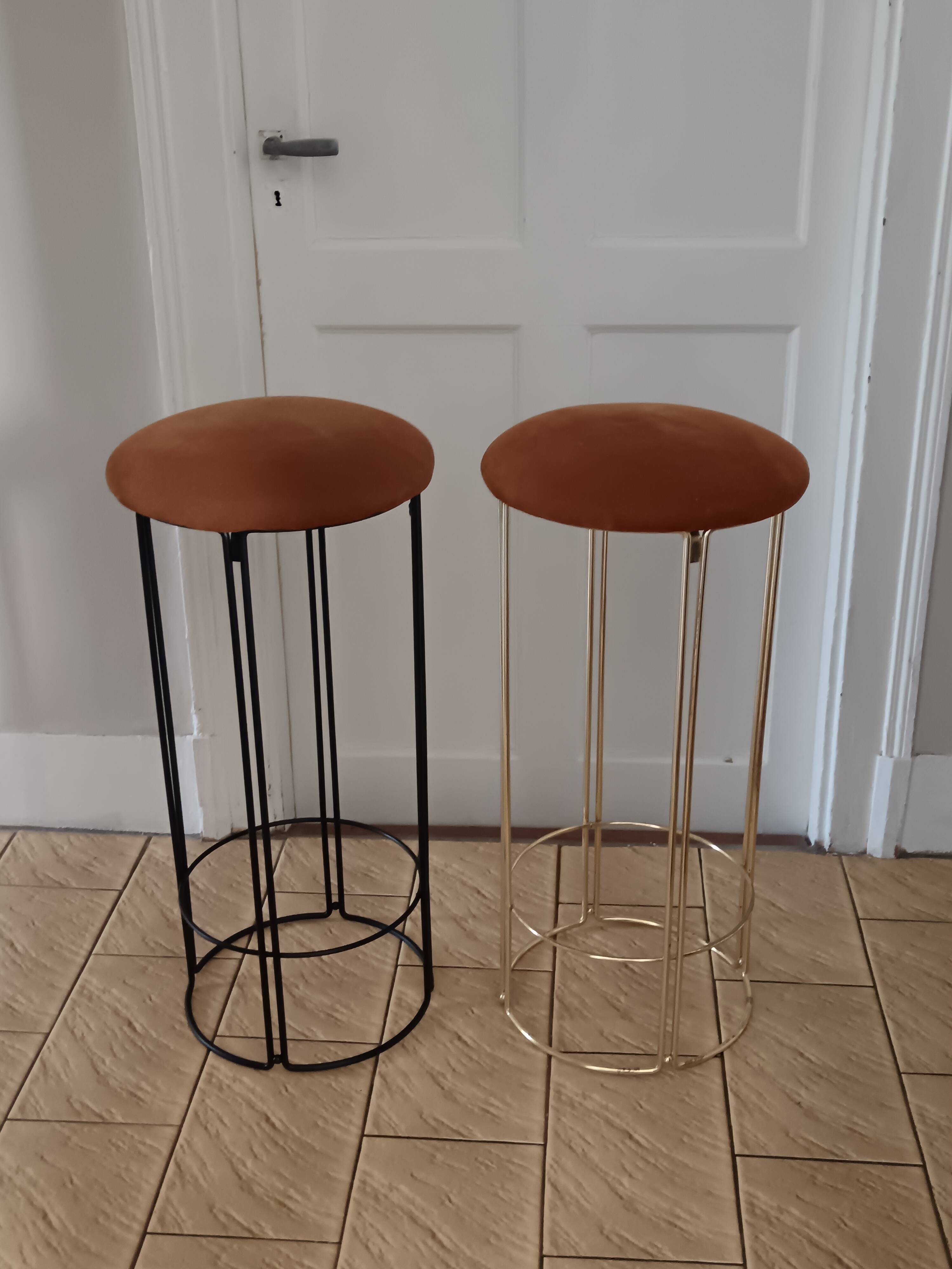 Wireframe birdcage stool