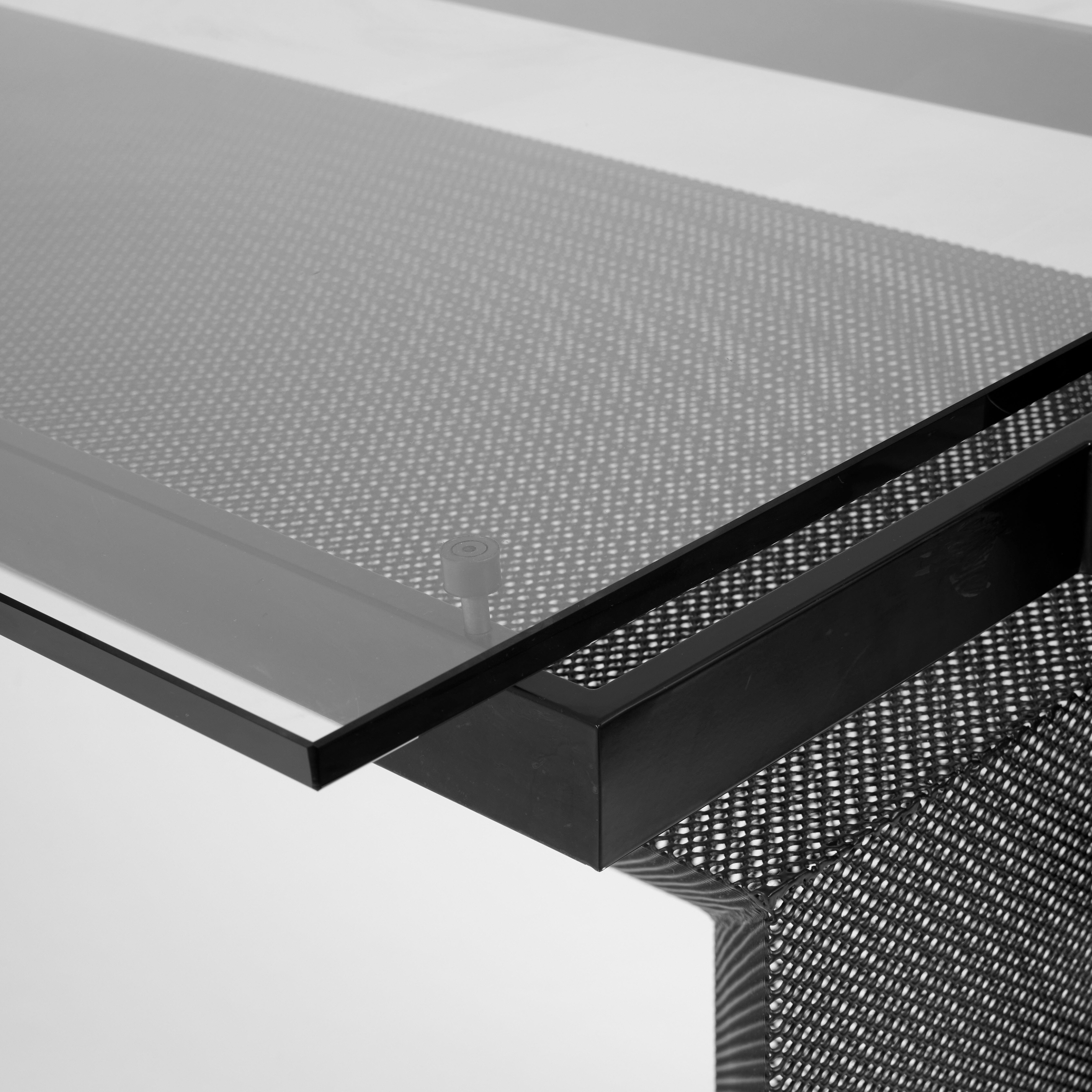 Tesi table & six Seconda 602 chairs by Mario Botta, edit by Alias