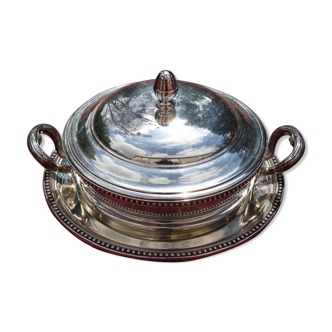 Ercuis vegetable and its plateau Louis XVI style