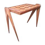 Table bass feet compass