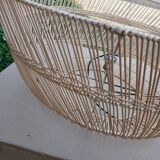 Bulky wicker pendant light