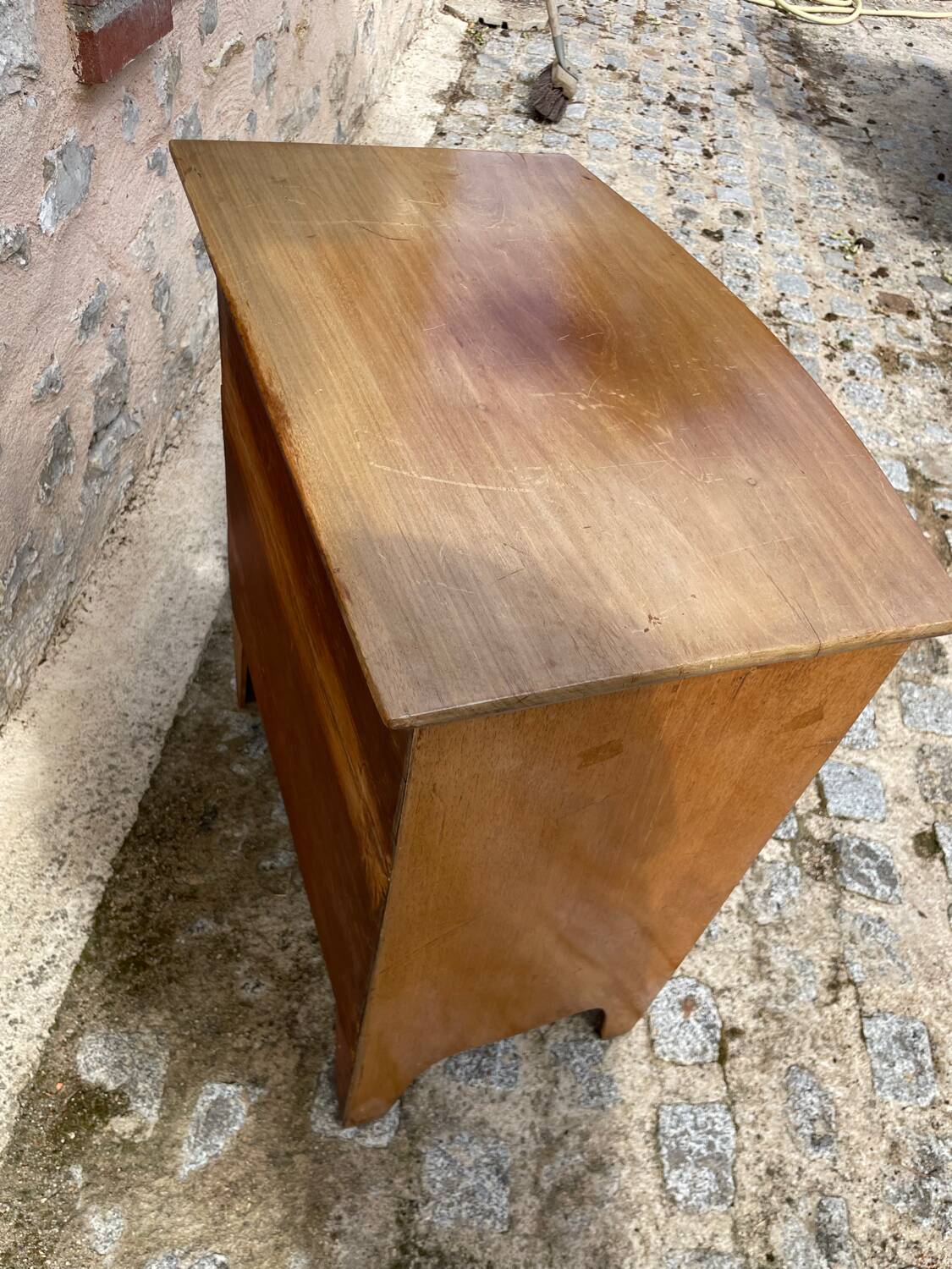 art deco style mini bar