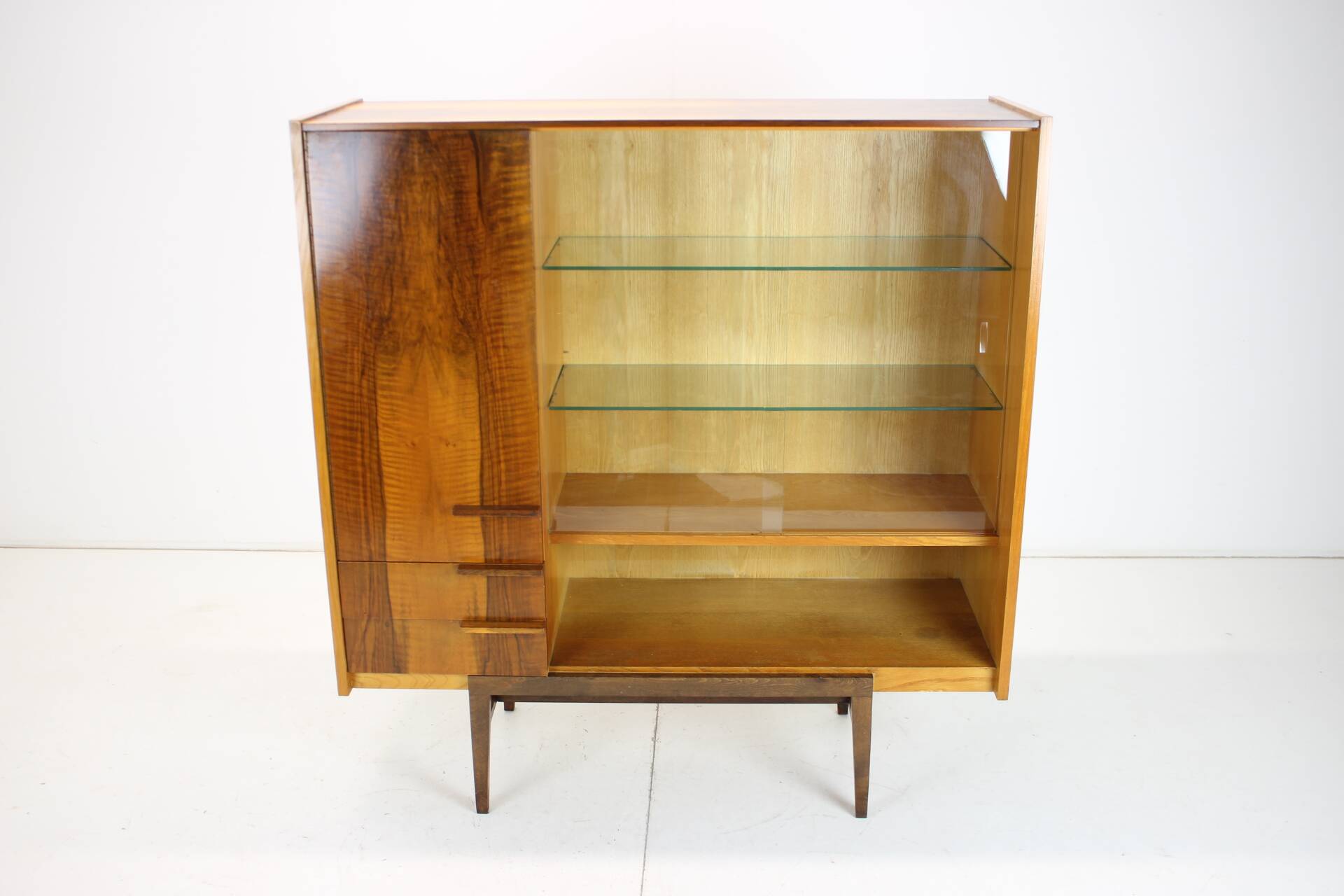 Design Midcentury Bookcase by František Mezulánik, Czechoslovakia, 1960s