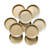 10 flat stoneware plates