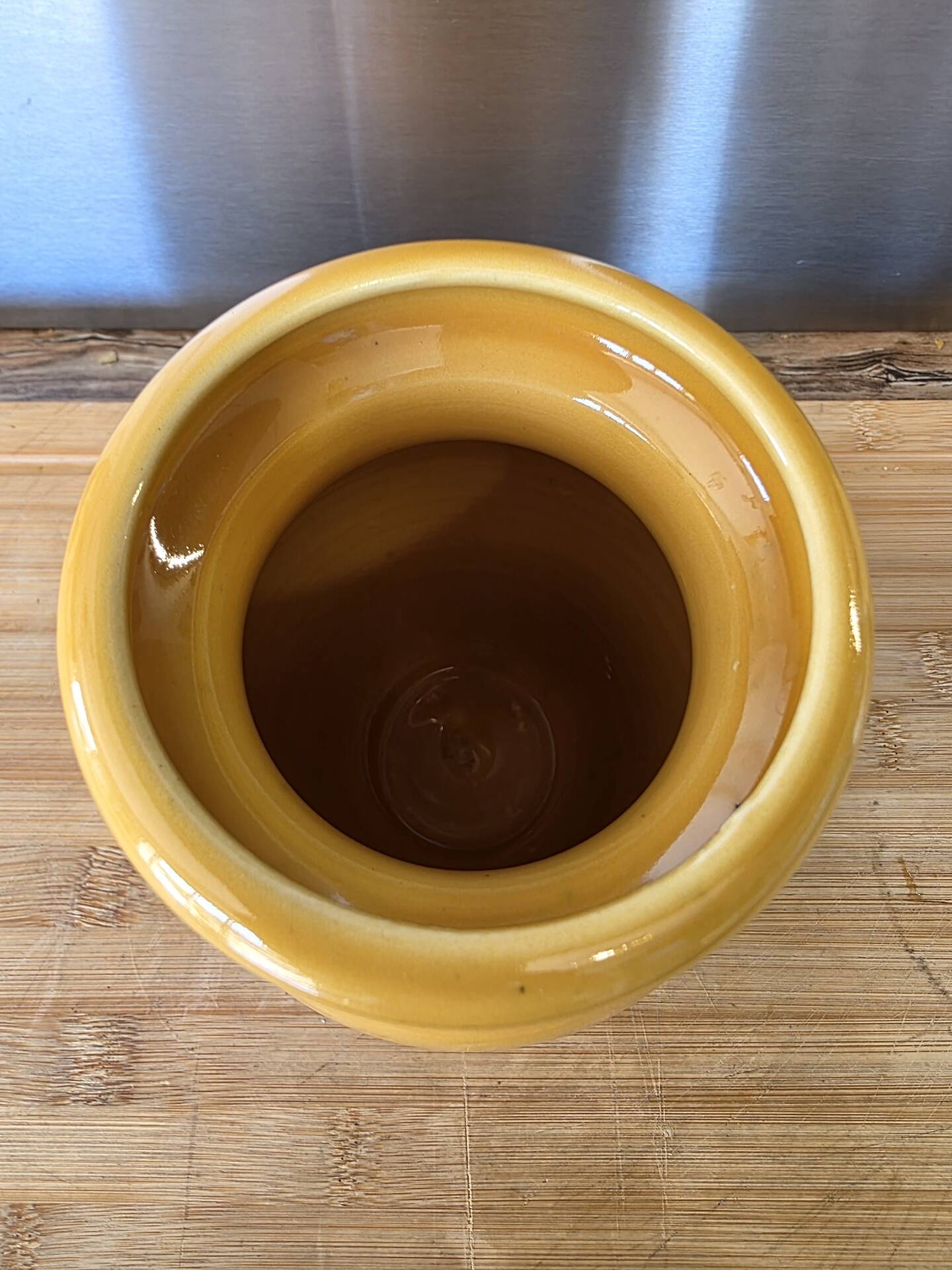 Small vintage honey yellow ceramic vase - Lou Pignatier Vallauris