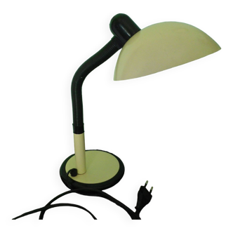 Tiltable table lamp