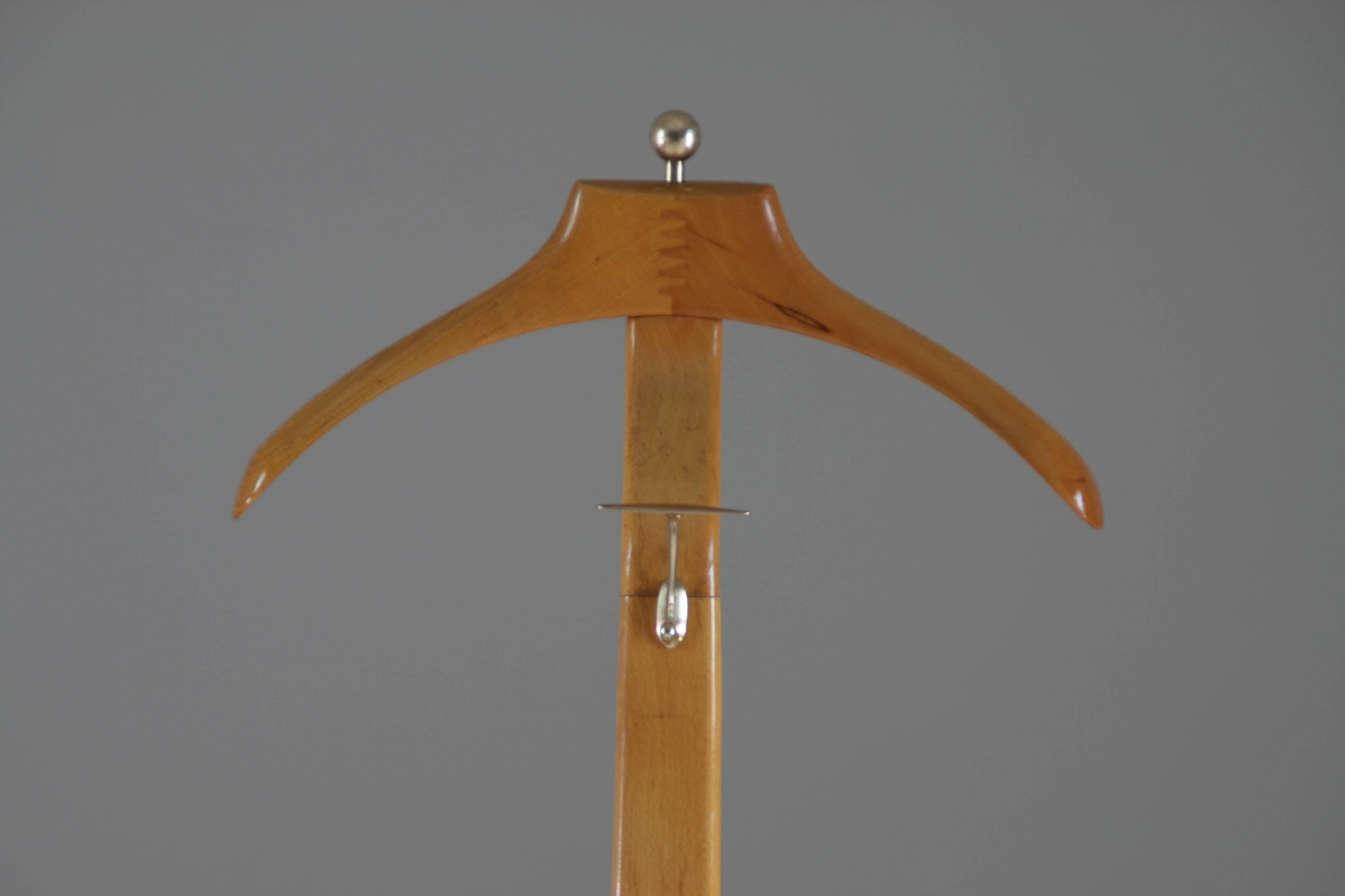 Vintage Italian beech valet by Ico Parisi for Fratelli Reguitti, 1950s
