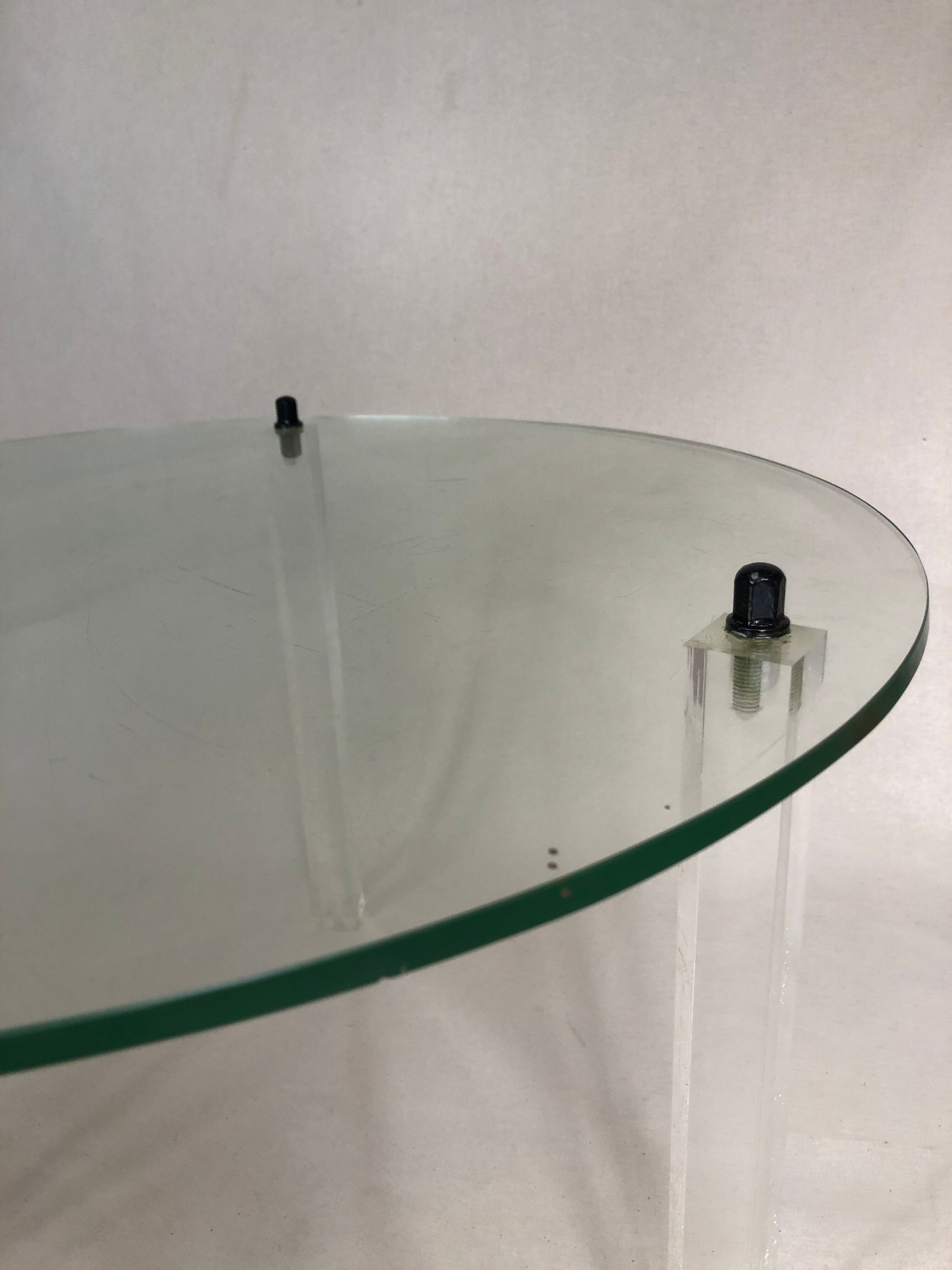 Vintage round coffee table in glass and plexiglass