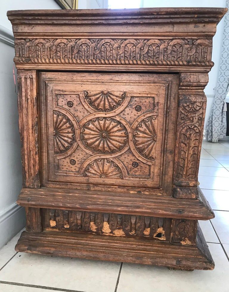 Antique Carved wooden chest with plant motif Renaissance period