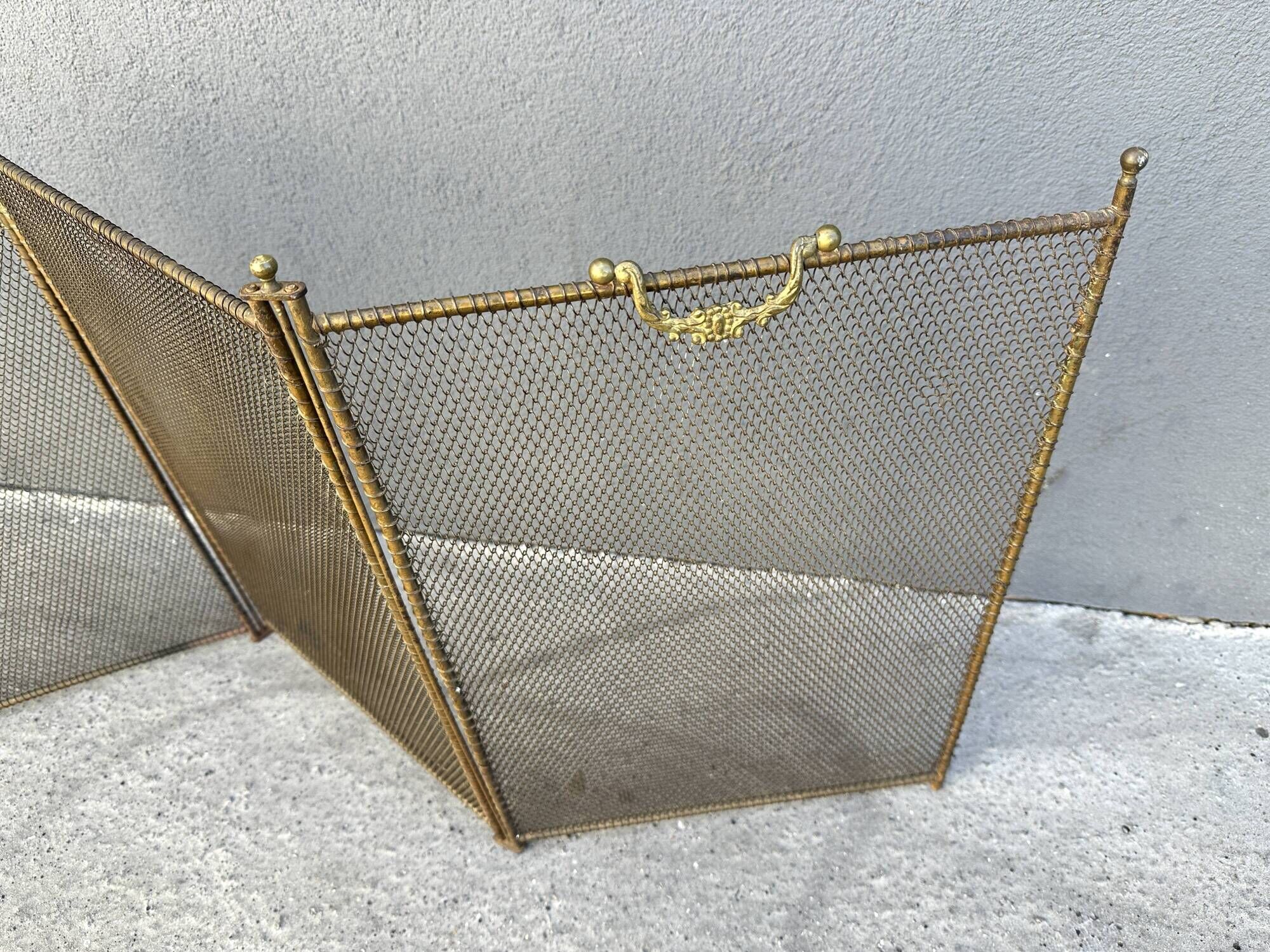 Antique fireplace screen from the 19th century, Napoleon III spark guard.