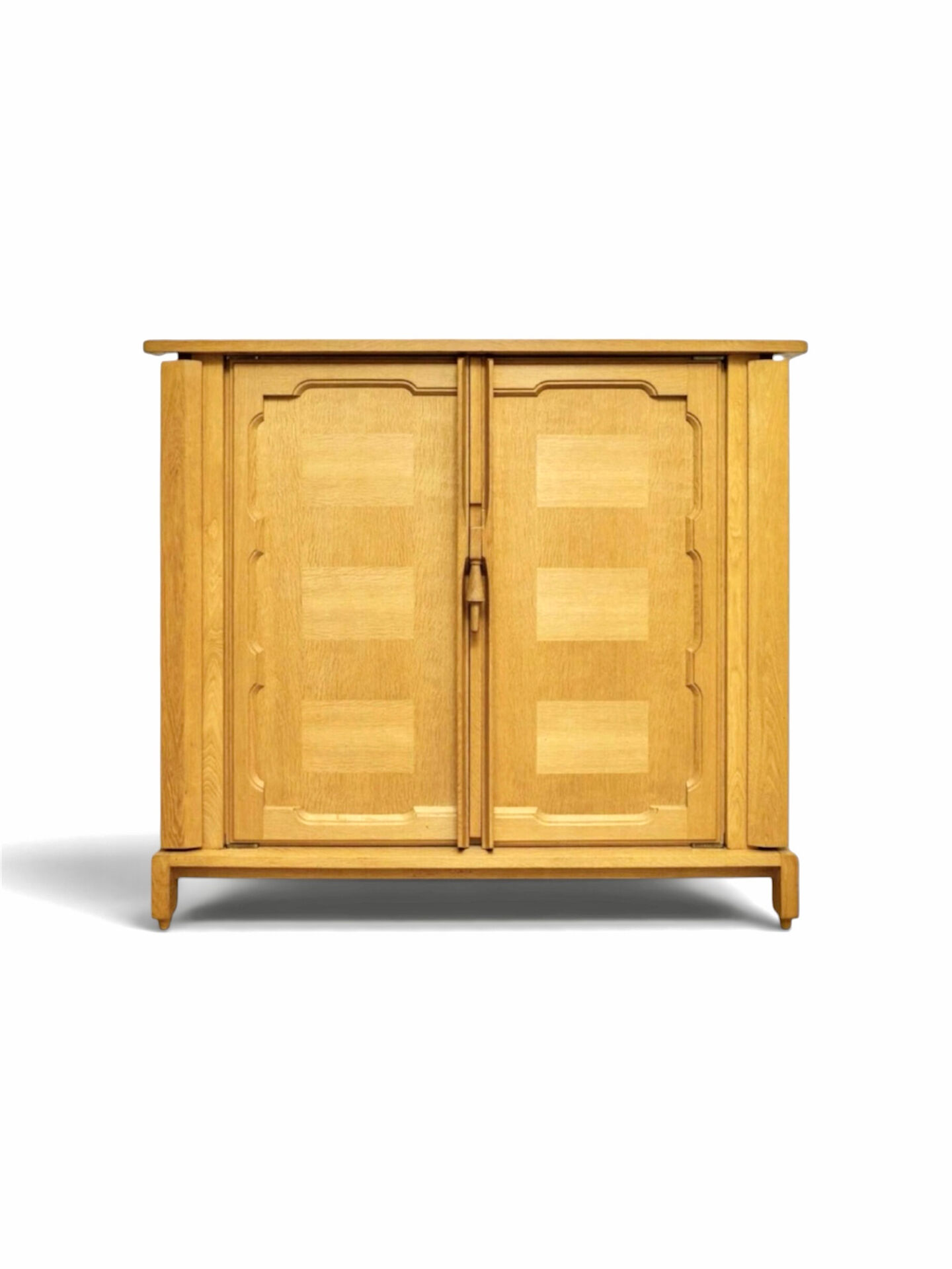 Wardrobe by Guillerme & Chambron