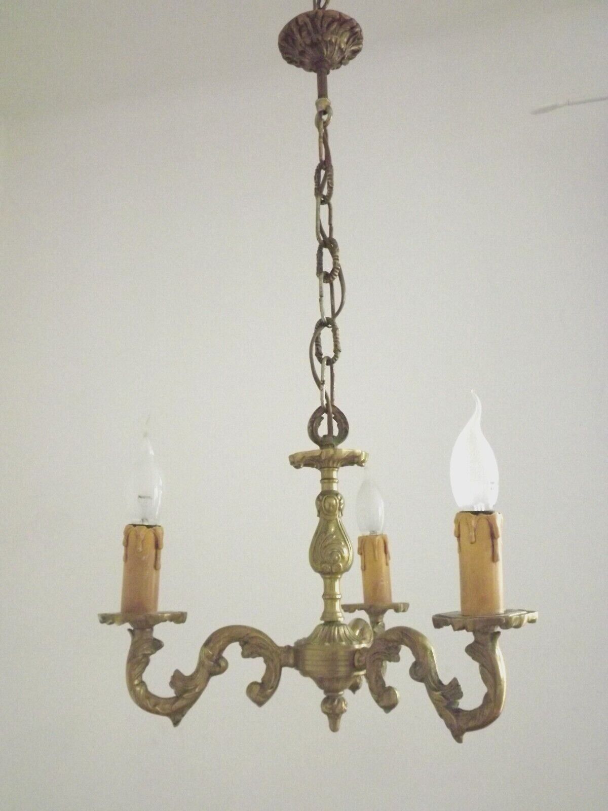 Bronze 3 light chandelier