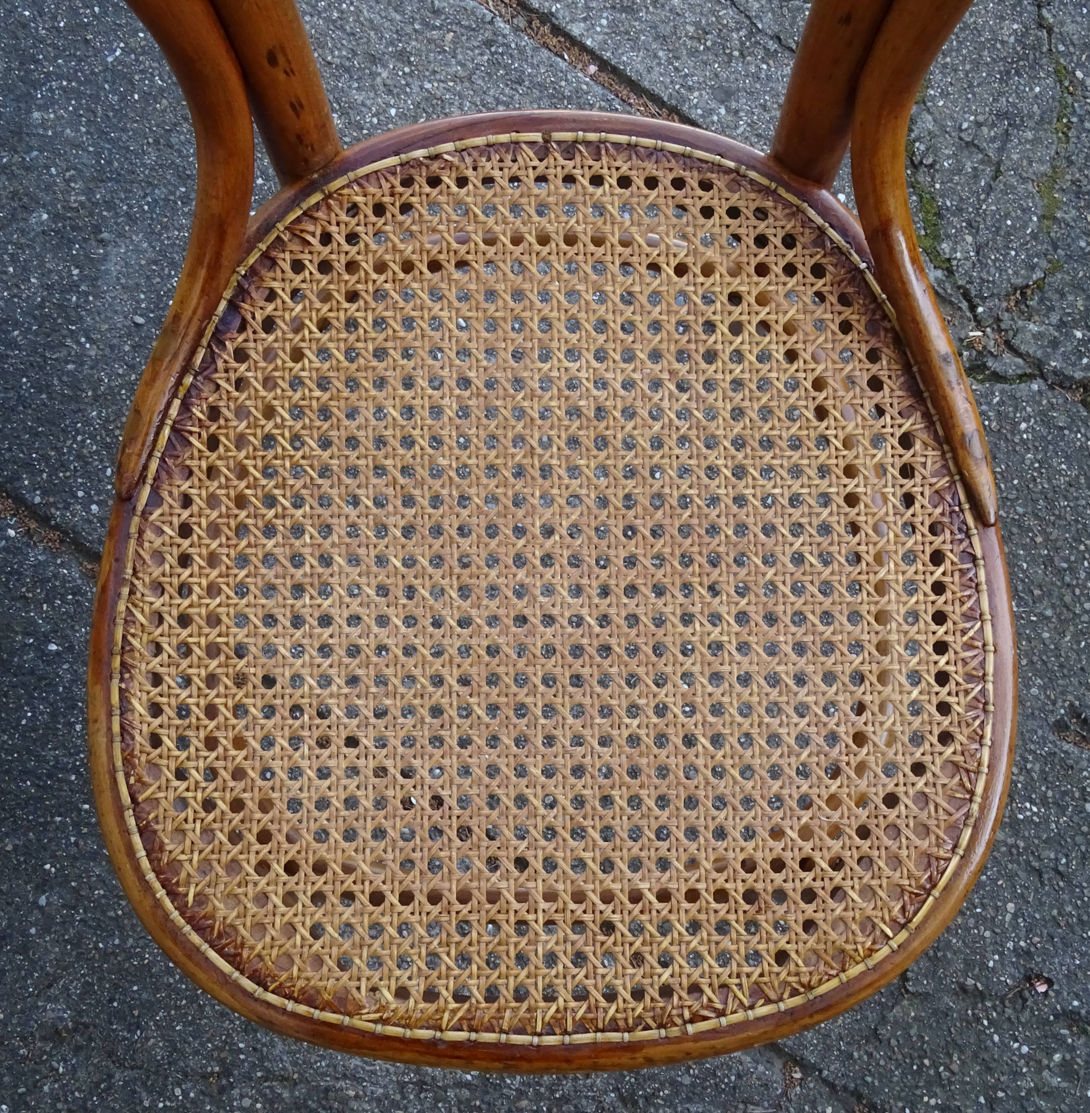 Kohn No. 33 of 1890 Bistro chairs