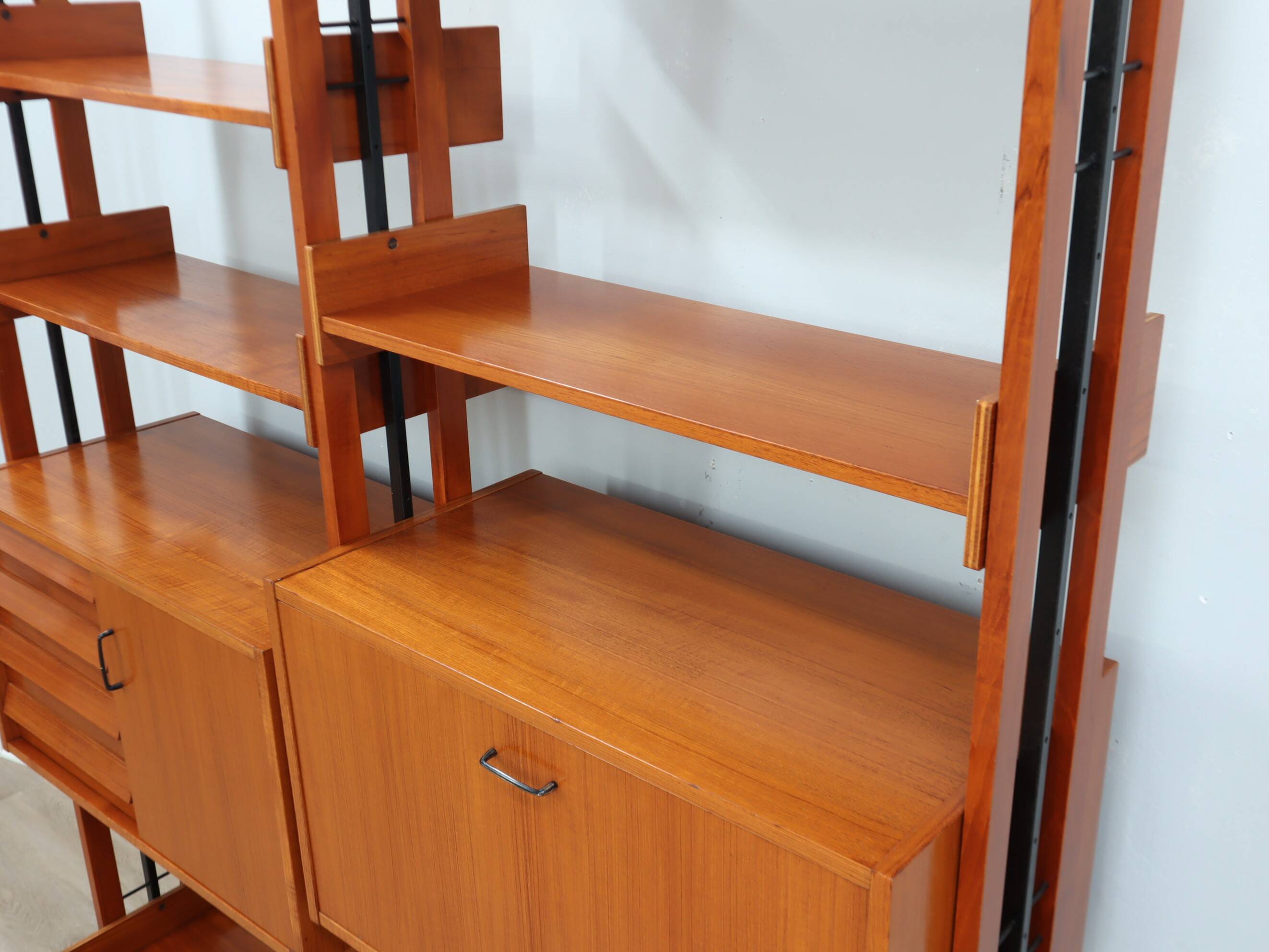 Mid-Century Italian teak bookcase / room divider AV Arredamenti 1960s