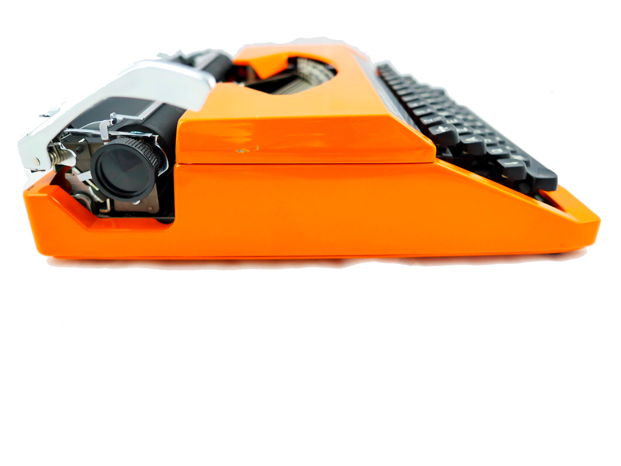 Silver Reed vintage typewriter - revised with new ribbon