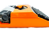 Silver Reed vintage typewriter - revised with new ribbon