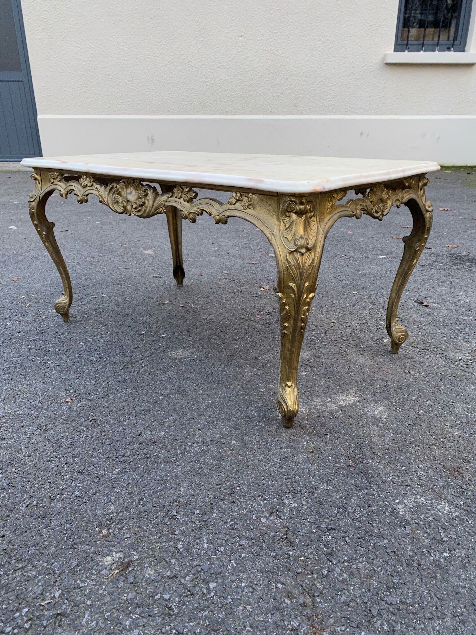 Table de style Louis XV