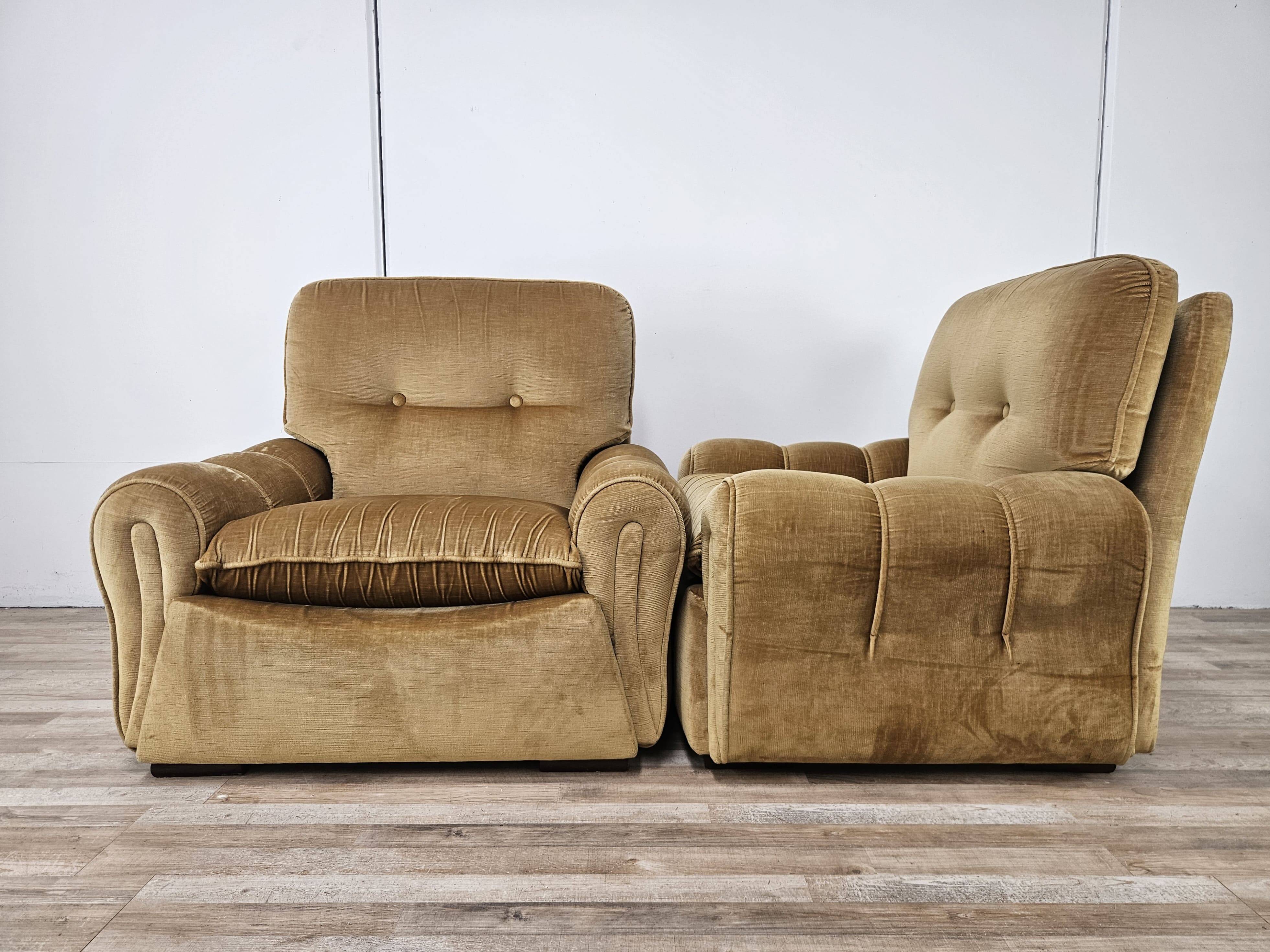 Vintage Italian armchairs from the 1970s