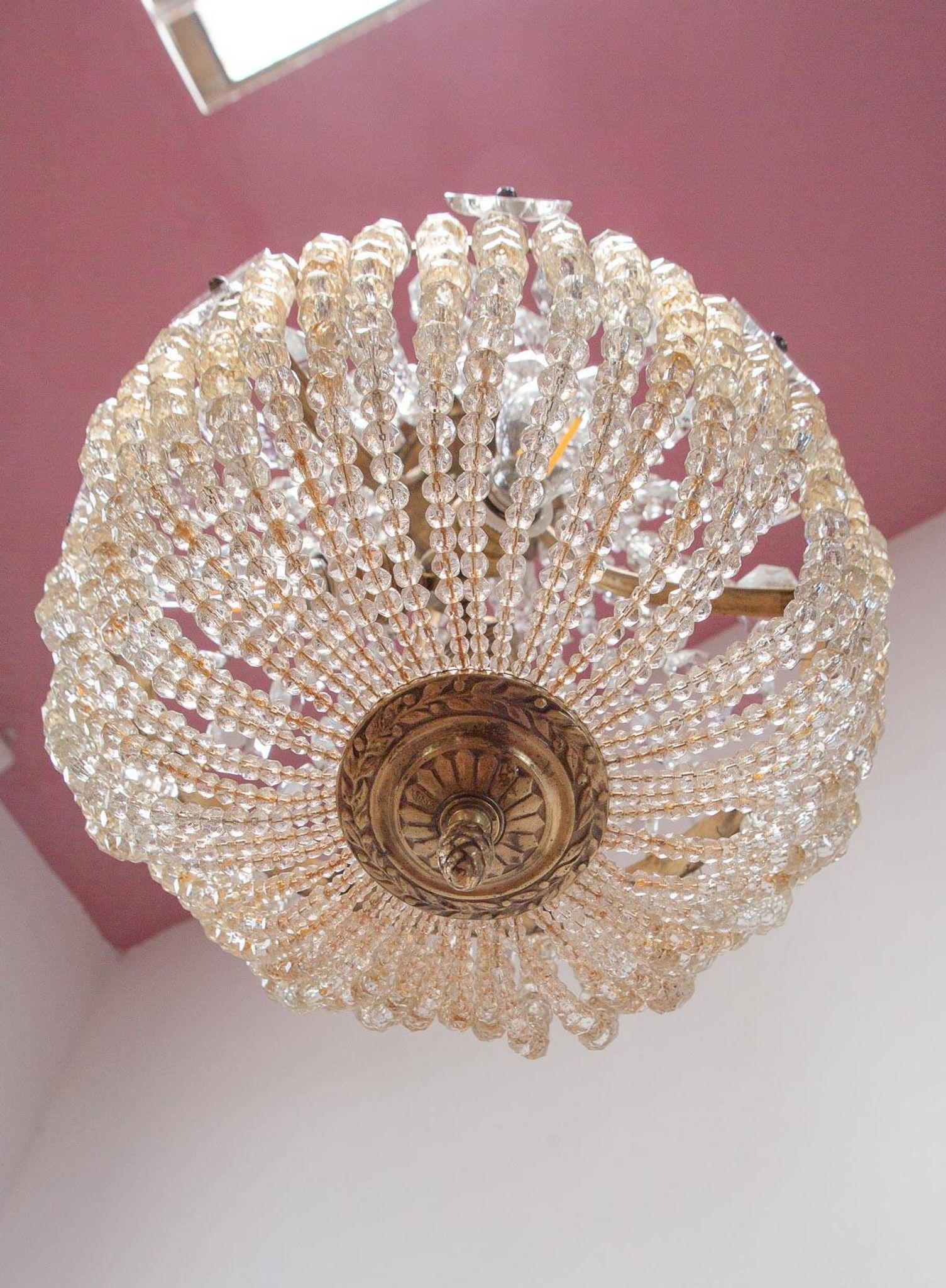 Lustre globe français en bronze et cristaux c. 1950 (35 cm)