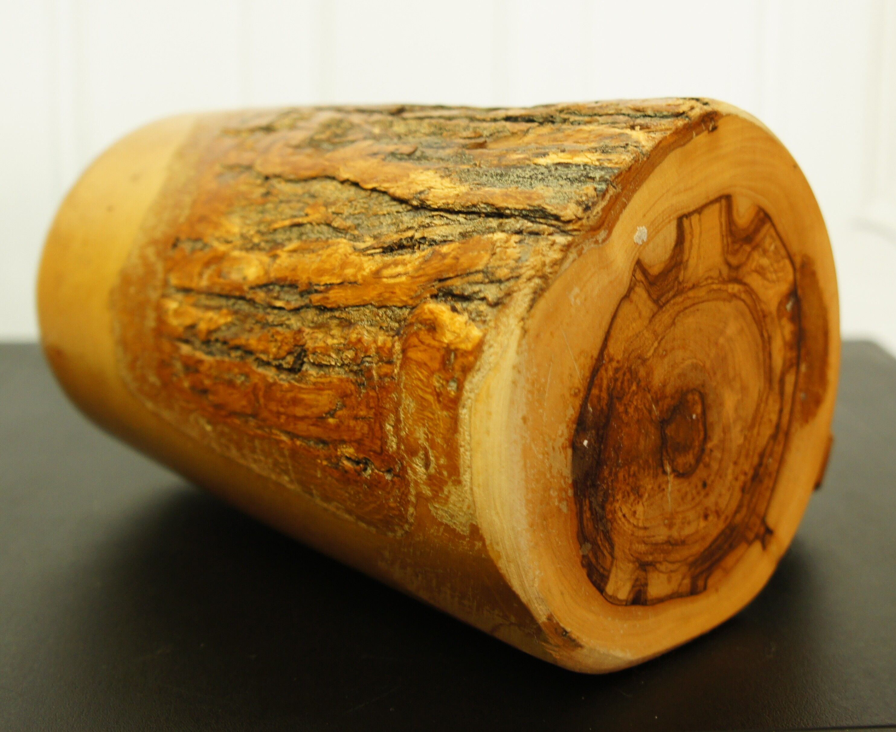 Massive olive wood chop