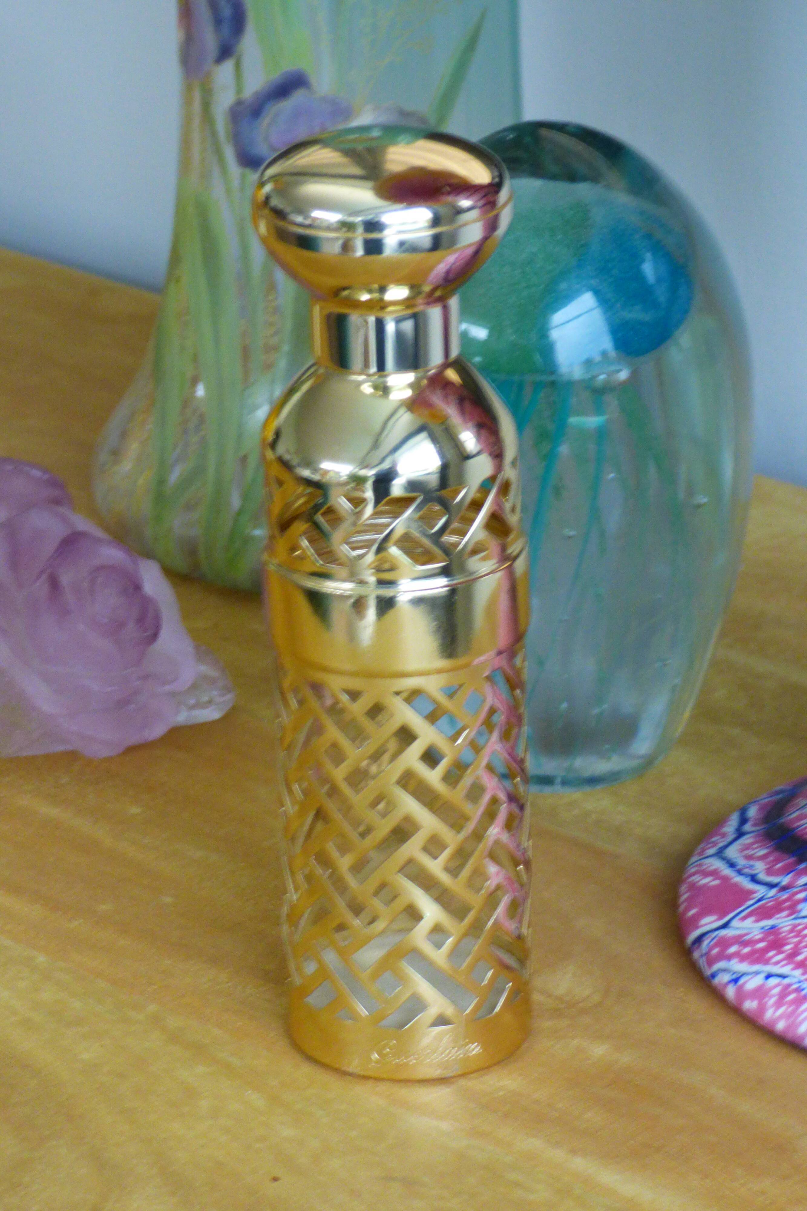 Guerlain, Paris perfume case, model 1982