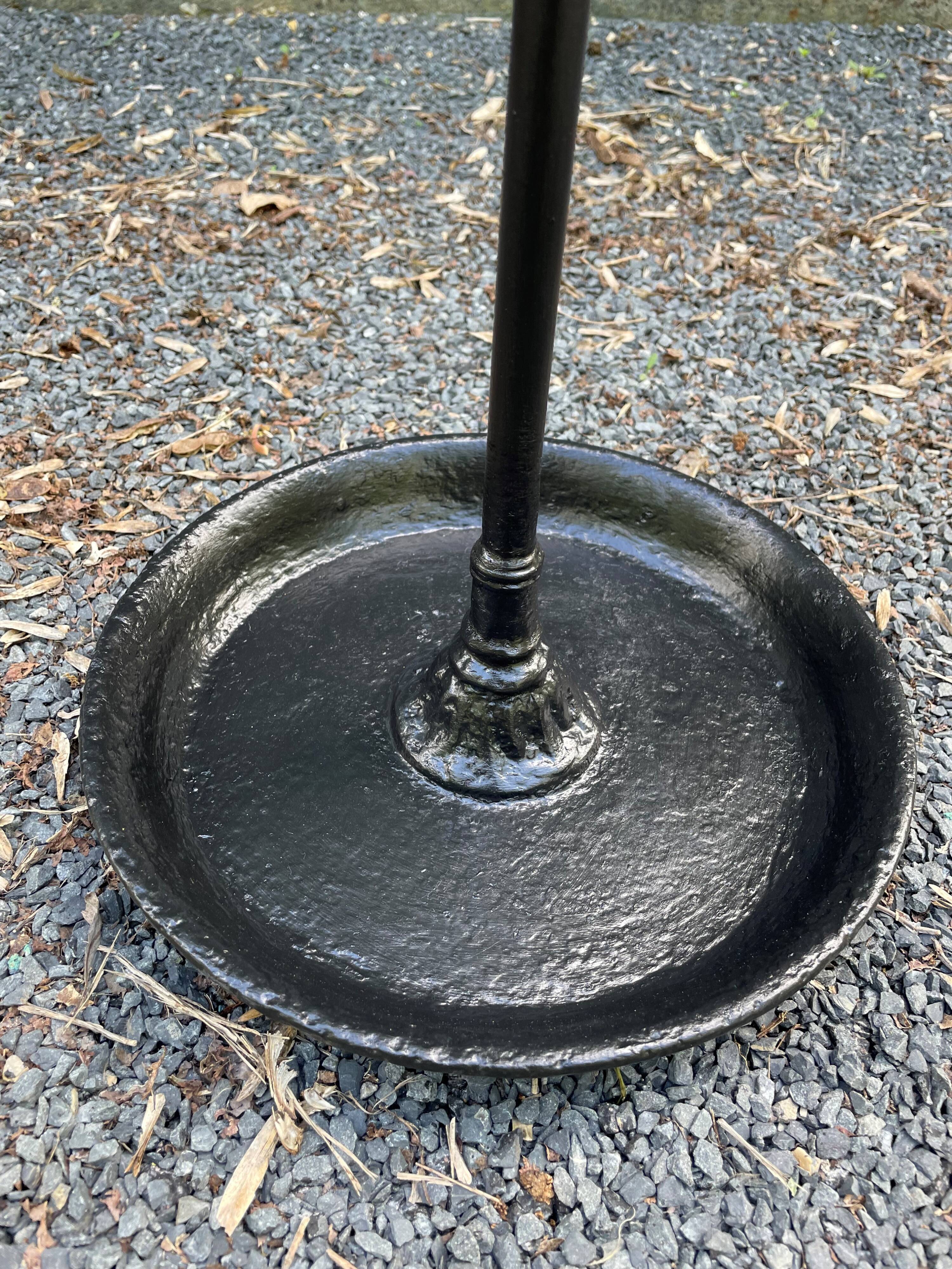 Cast iron umbrella holder debut 20th
