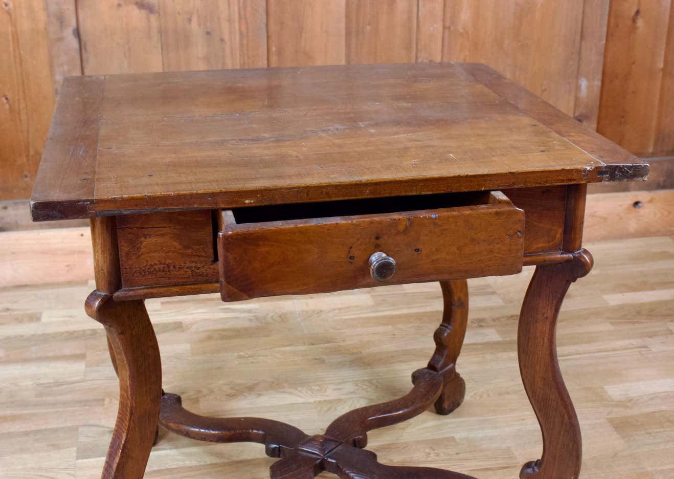Nineteenth-century fruit wood desk table