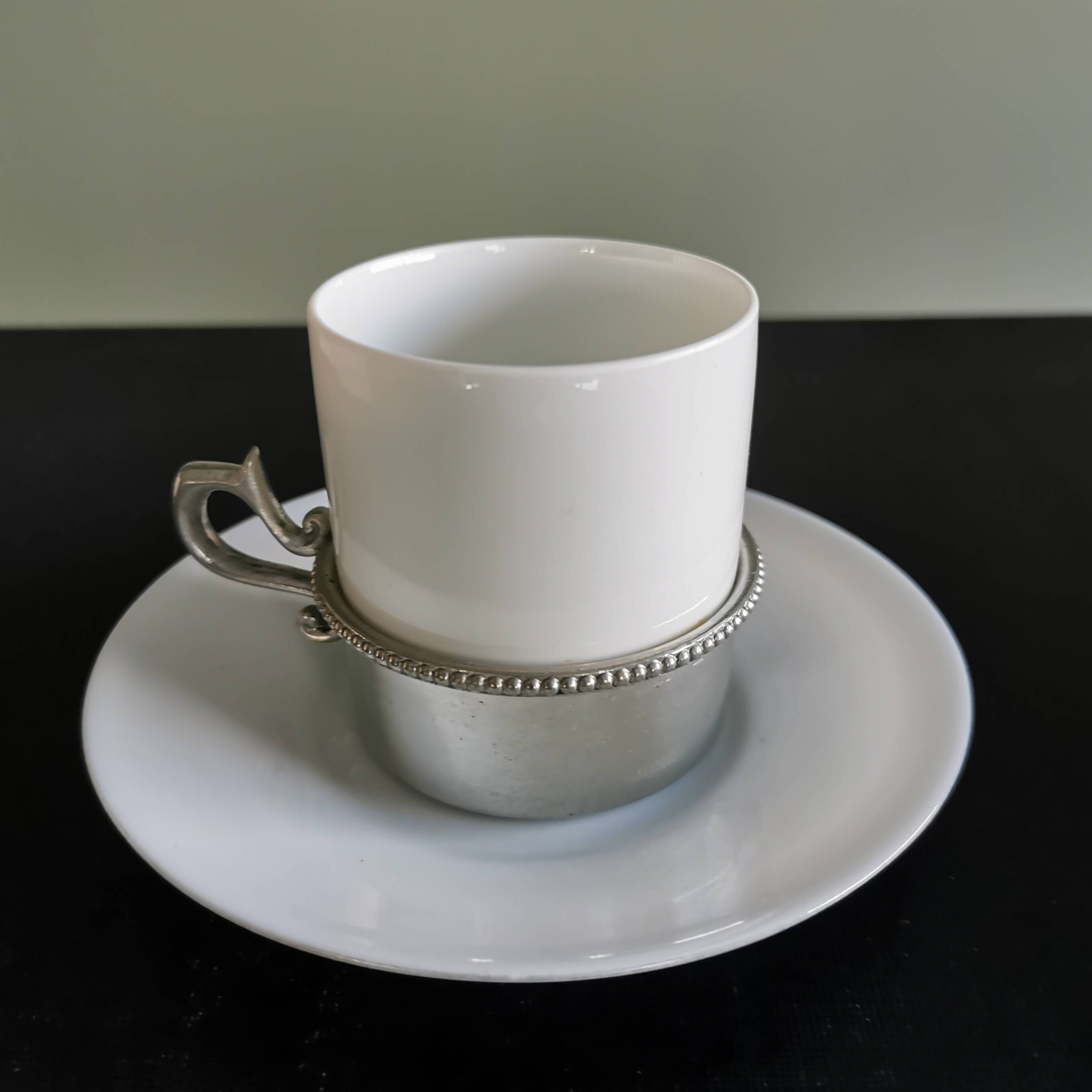Coffee cup service