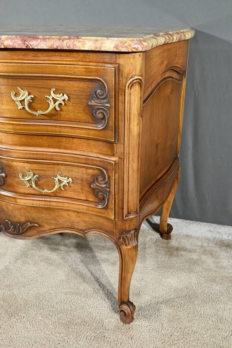Walnut Sauté Crossbow Commode, Louis XV style – Early 20th century