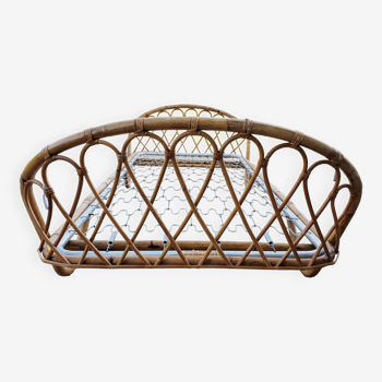 Rattan basket bed