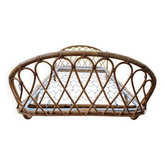 Rattan basket bed
