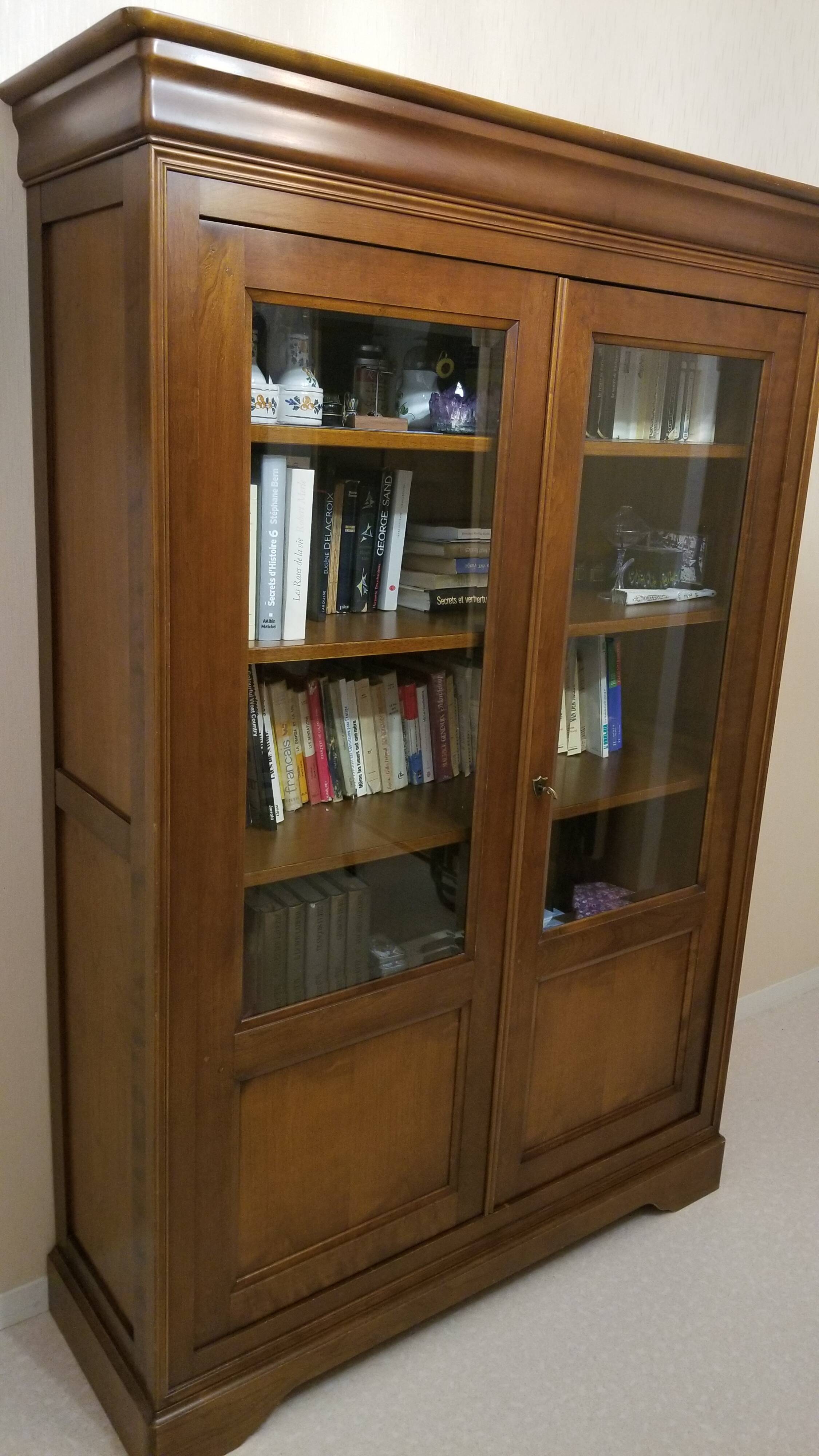 Glass library by the brand Grange model No. 128