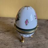 Porcelain egg