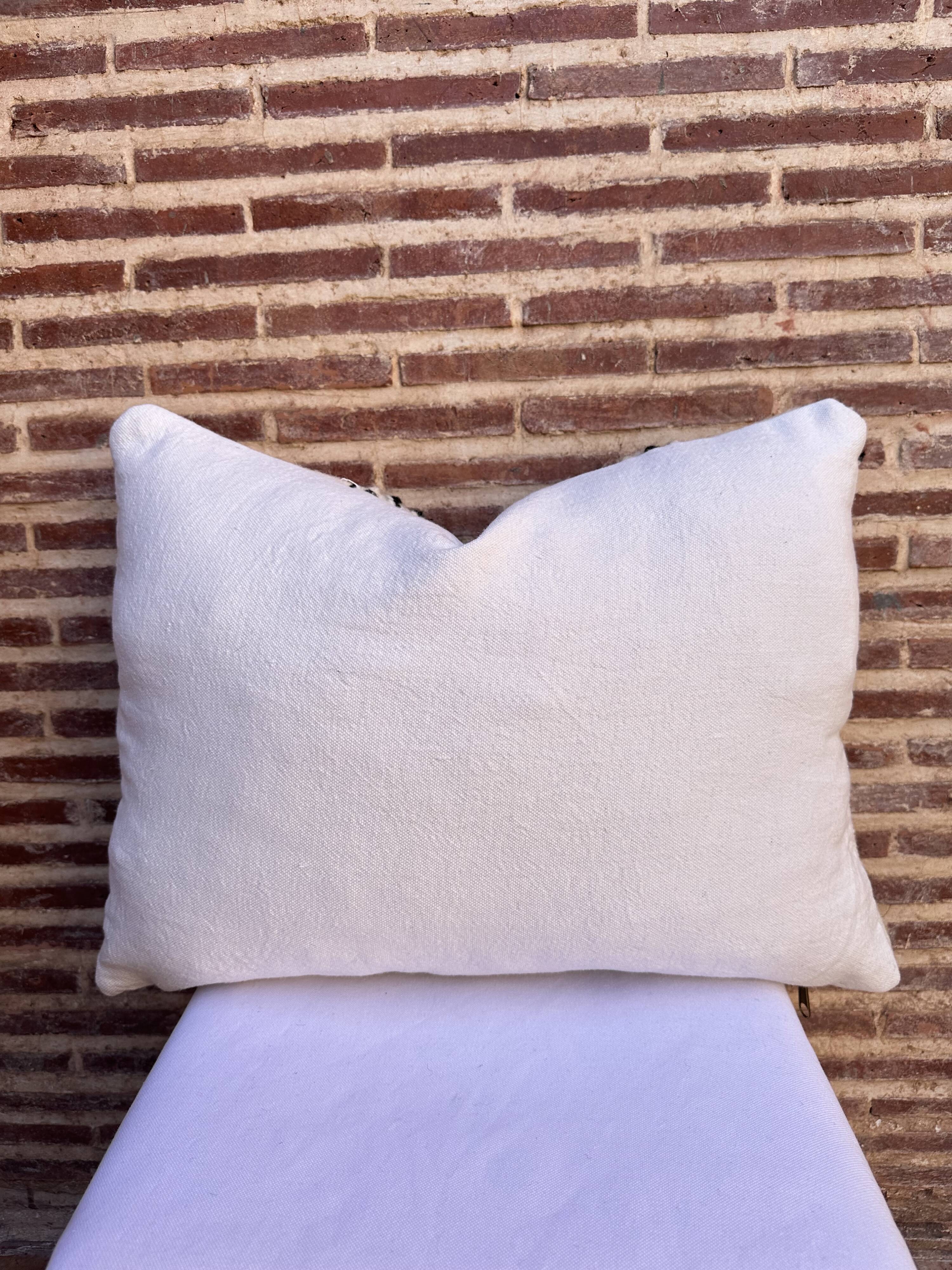 Zanfi rectangular Berber cushion cover - Handmade - 100% wool