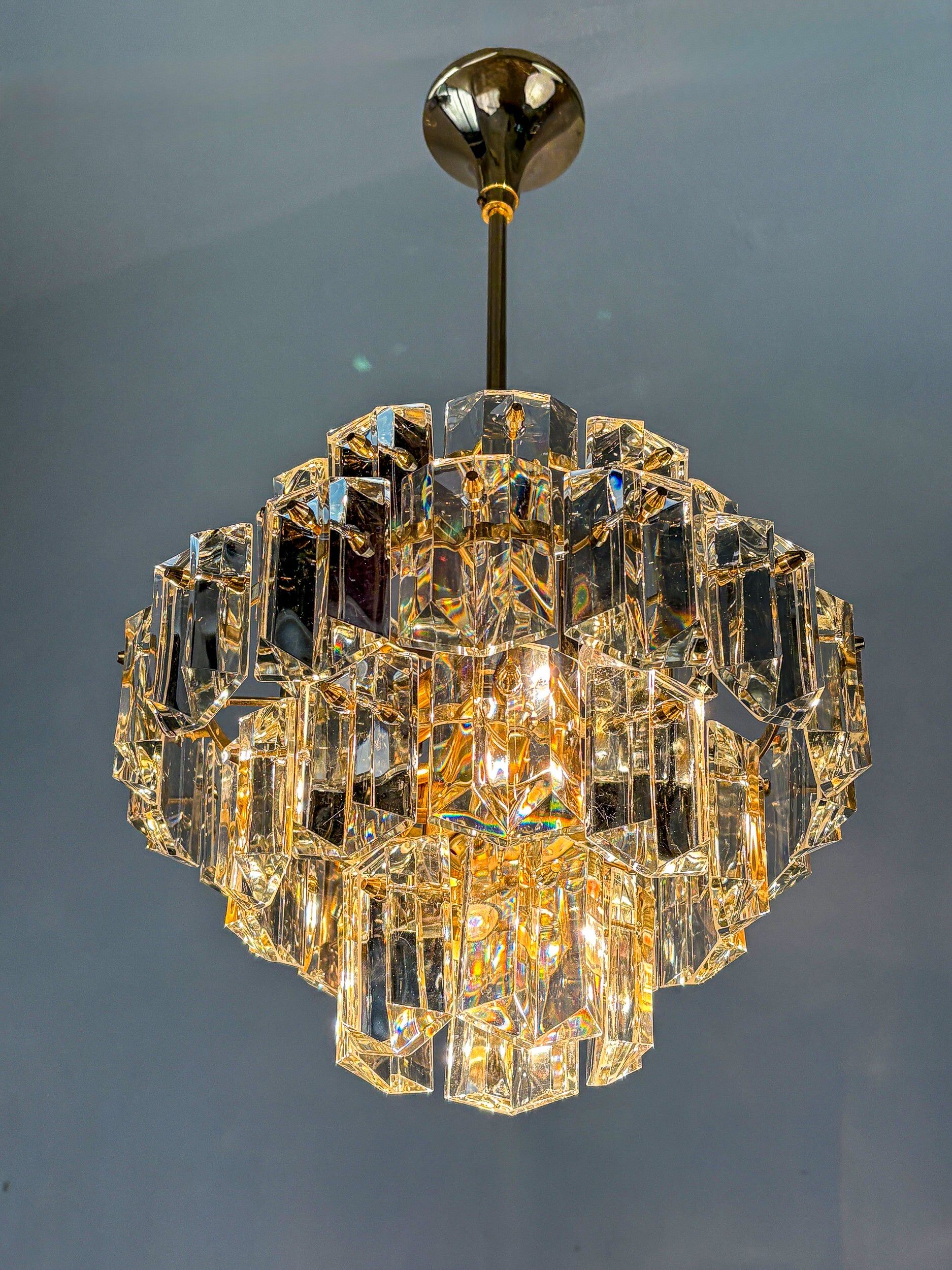 Kinkeldey 4-tier cut crystal chandelier, gilt brass, 1970s, Germany