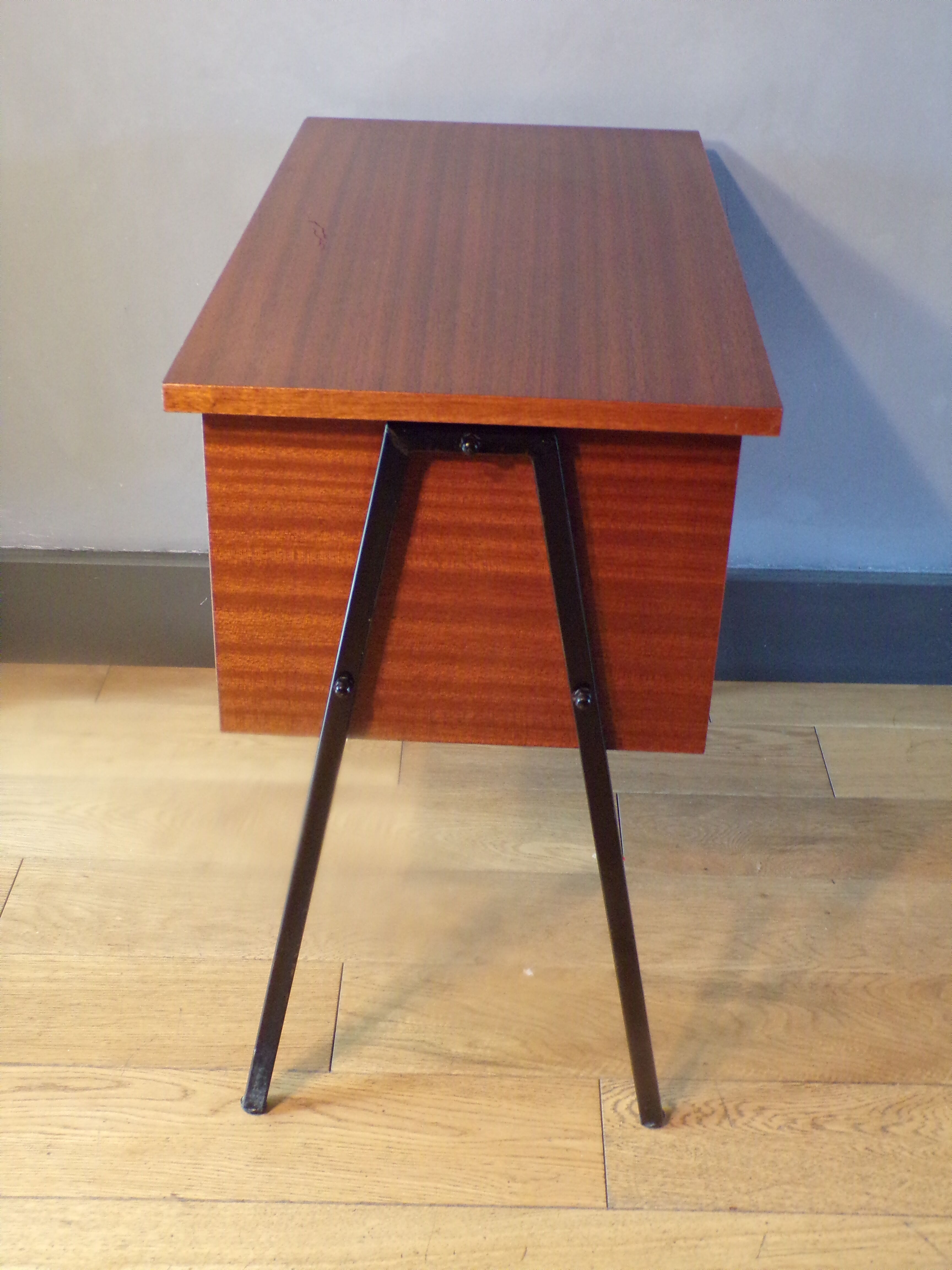 Small vintage dresser