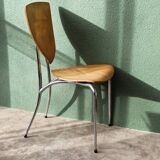 Set of two pairs of vintage 1970s chairs, in chrome metal and beech.