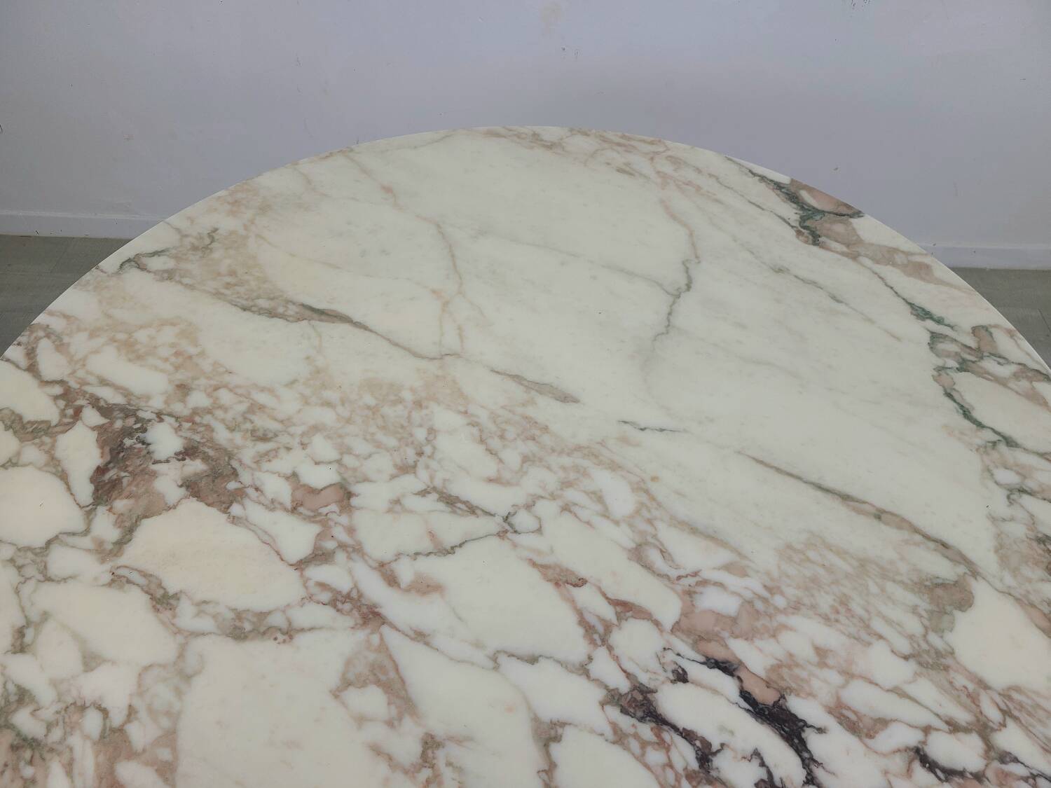 Knoll Eero Saarinen Vintage 1970s Marble Tulip Dining Table