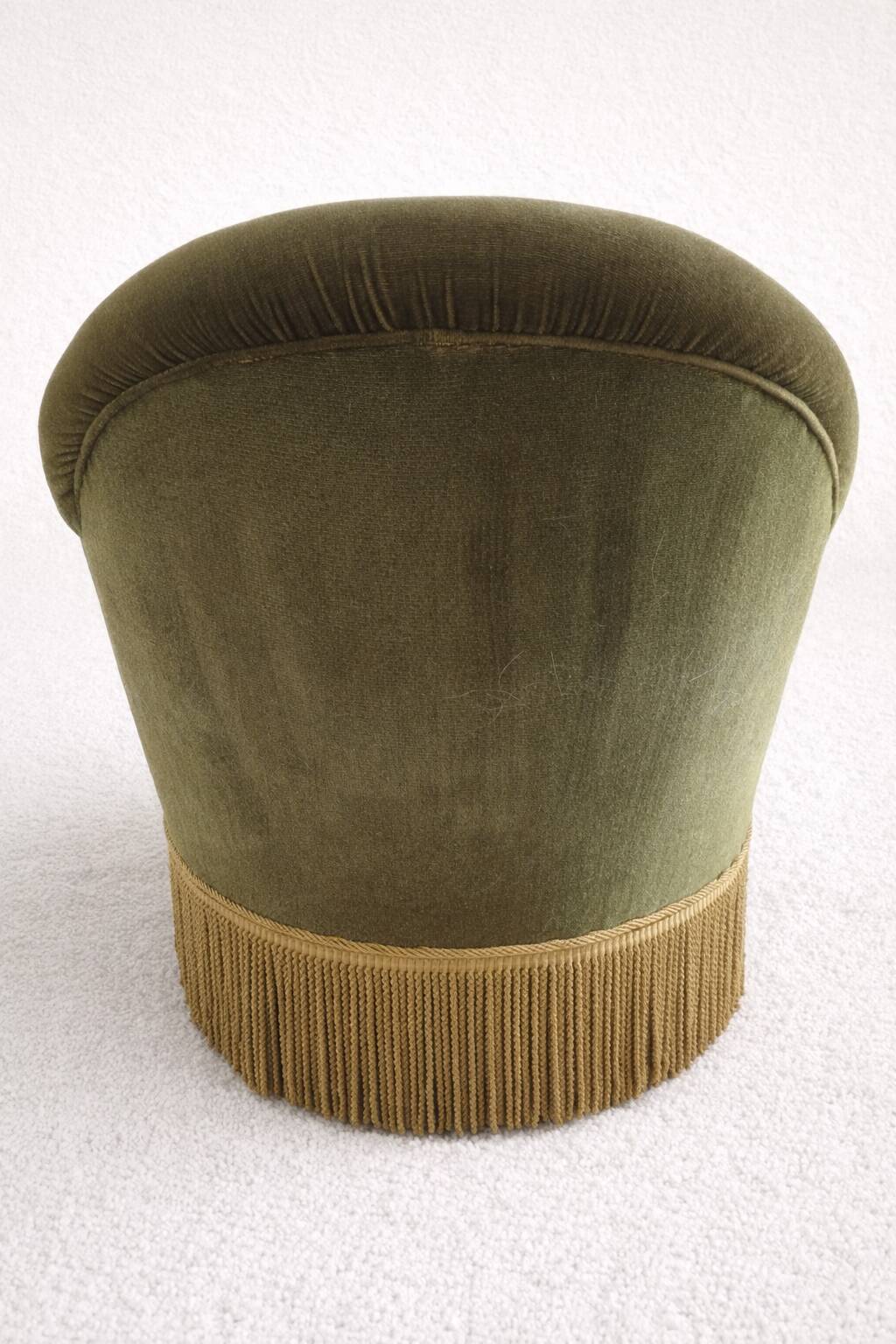 Vintage Art Deco armchair in green fabric with fringes – 1930s/50s