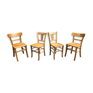 serie de chaises en bois - bistrot