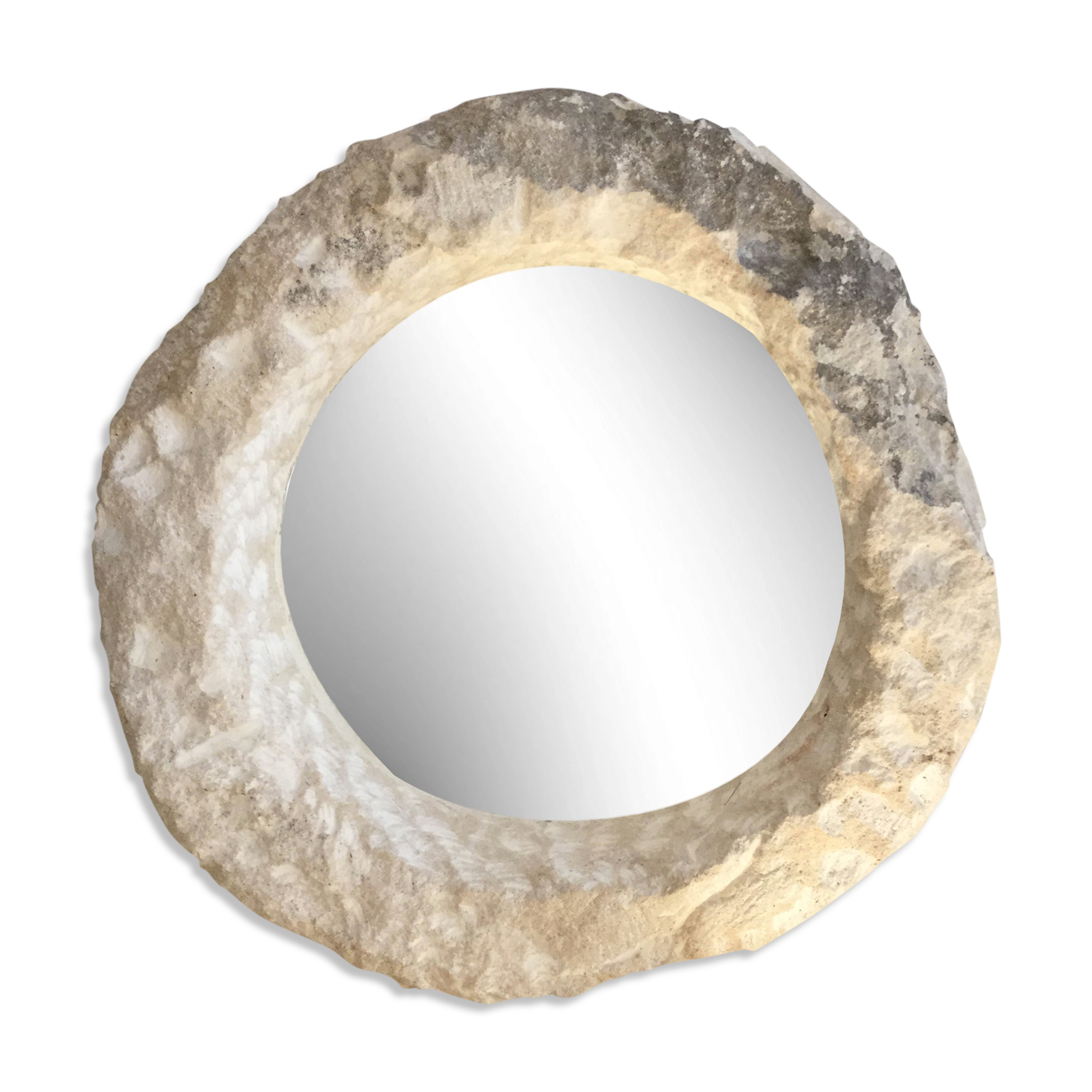 Miroir en pierre