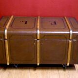 Arched fawn mail trunk 1920s - 100 x 54 x 46 cm
