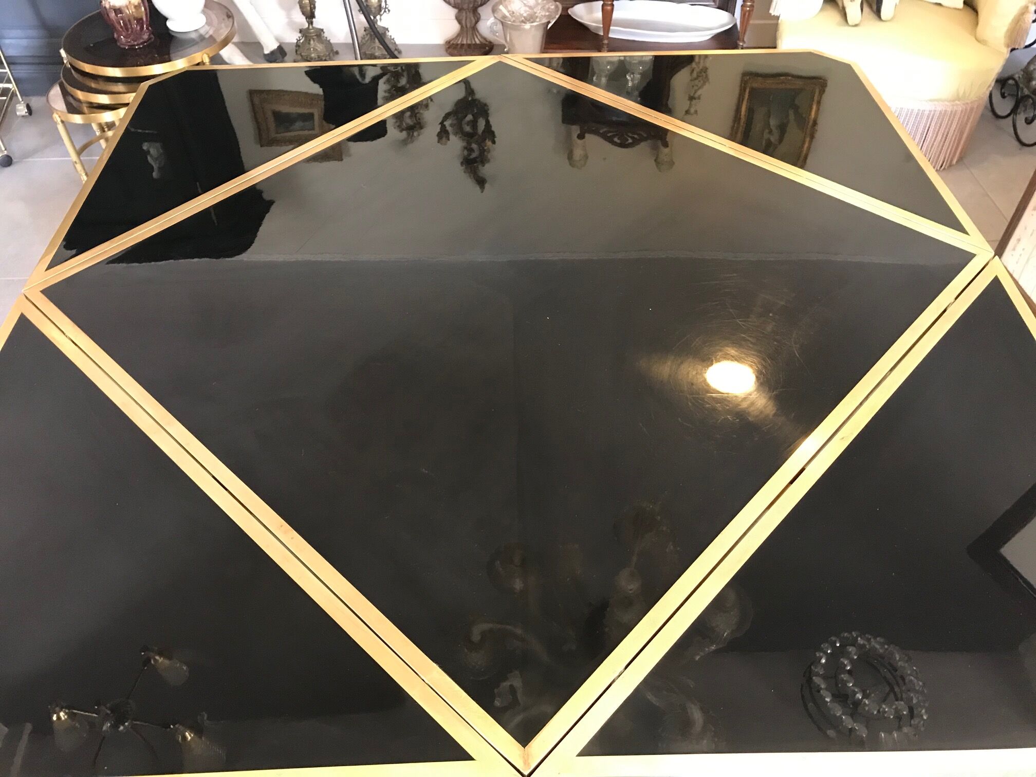 Romeo Rega extendable table