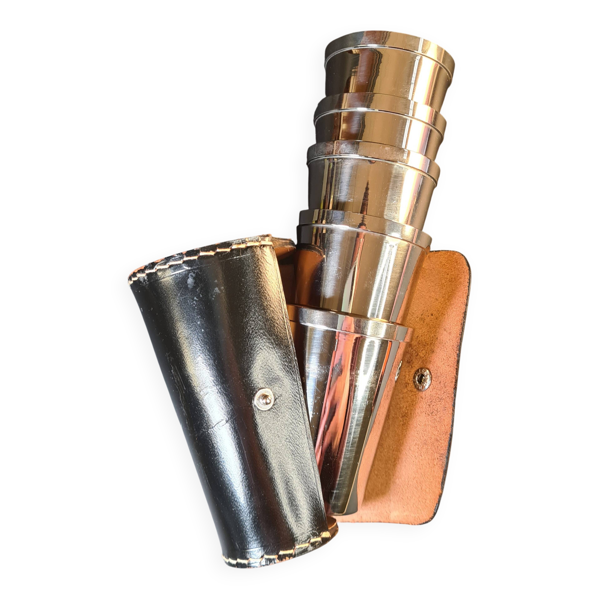 Set of 5 hunting cups – silver-plated with vermeil interior, with case