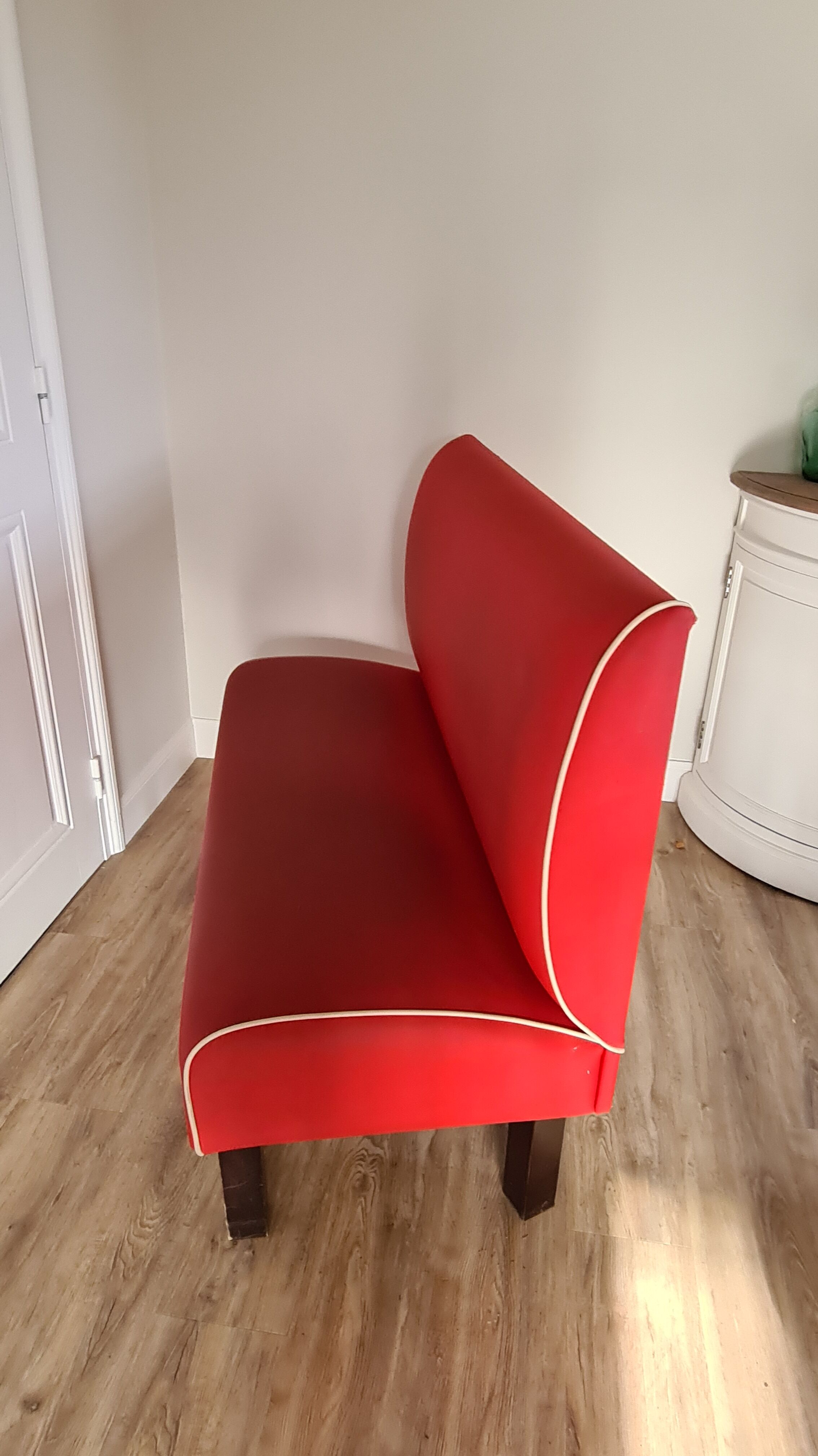Old red bench dinner style / vintage