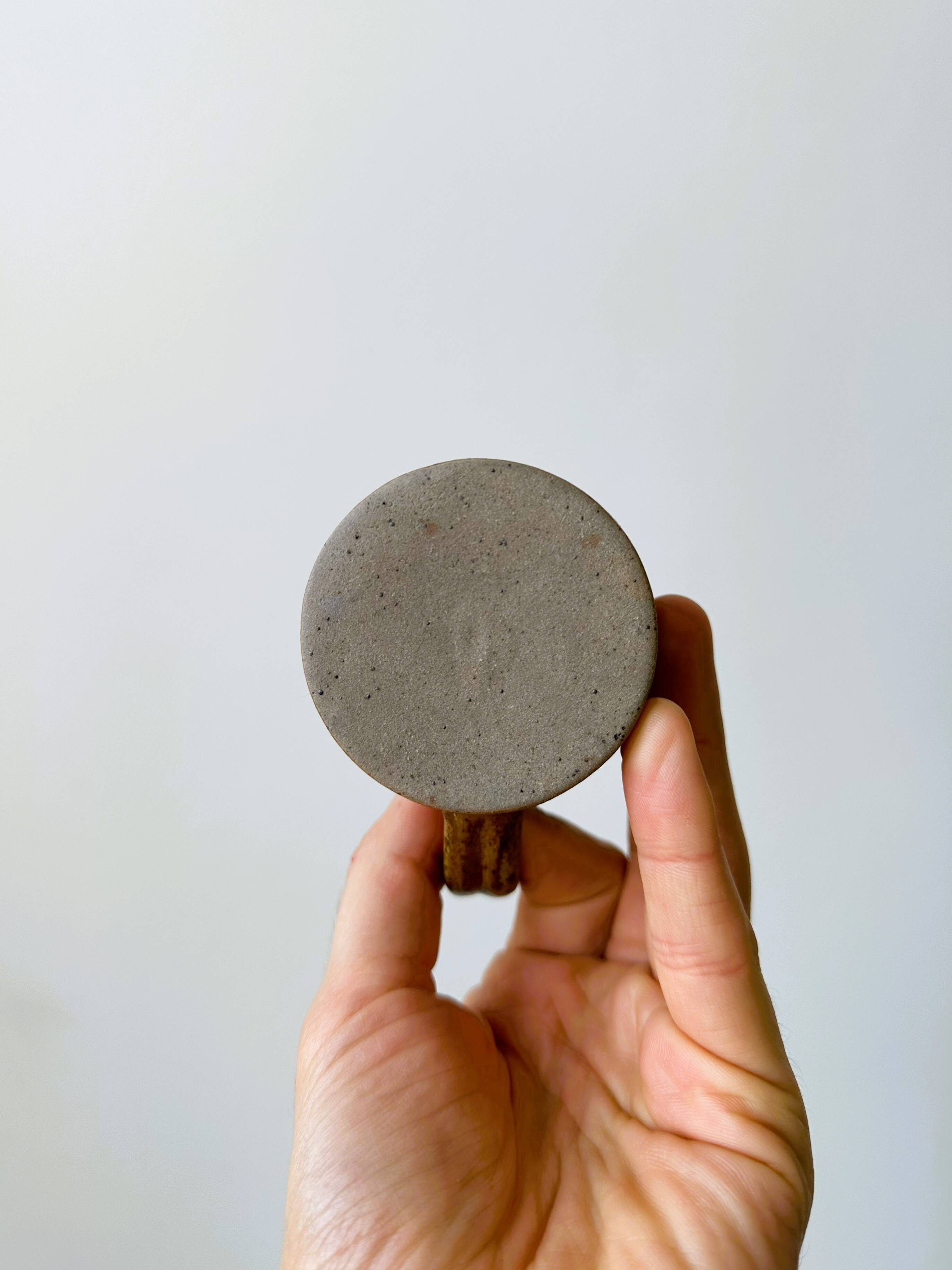 Artisanal pyrite-colored stoneware mugs