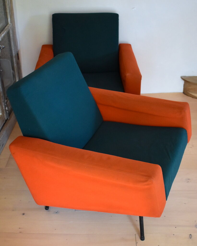Paire de fauteuils G10 par Pierre Guariche pour Airborne